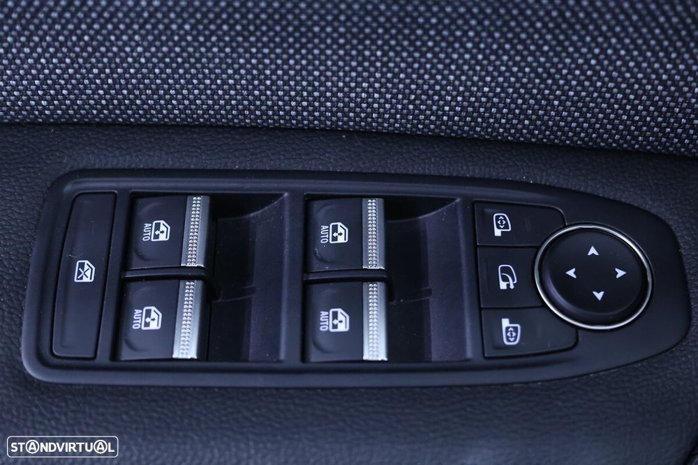 Renault Captur - 24
