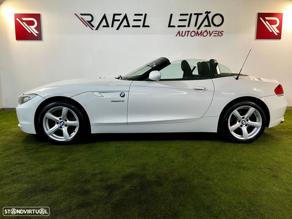 BMW Z4 23 i - 11
