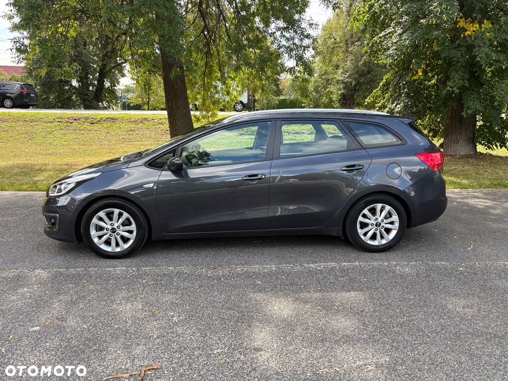 Kia Ceed 1.6 GDI L - 3