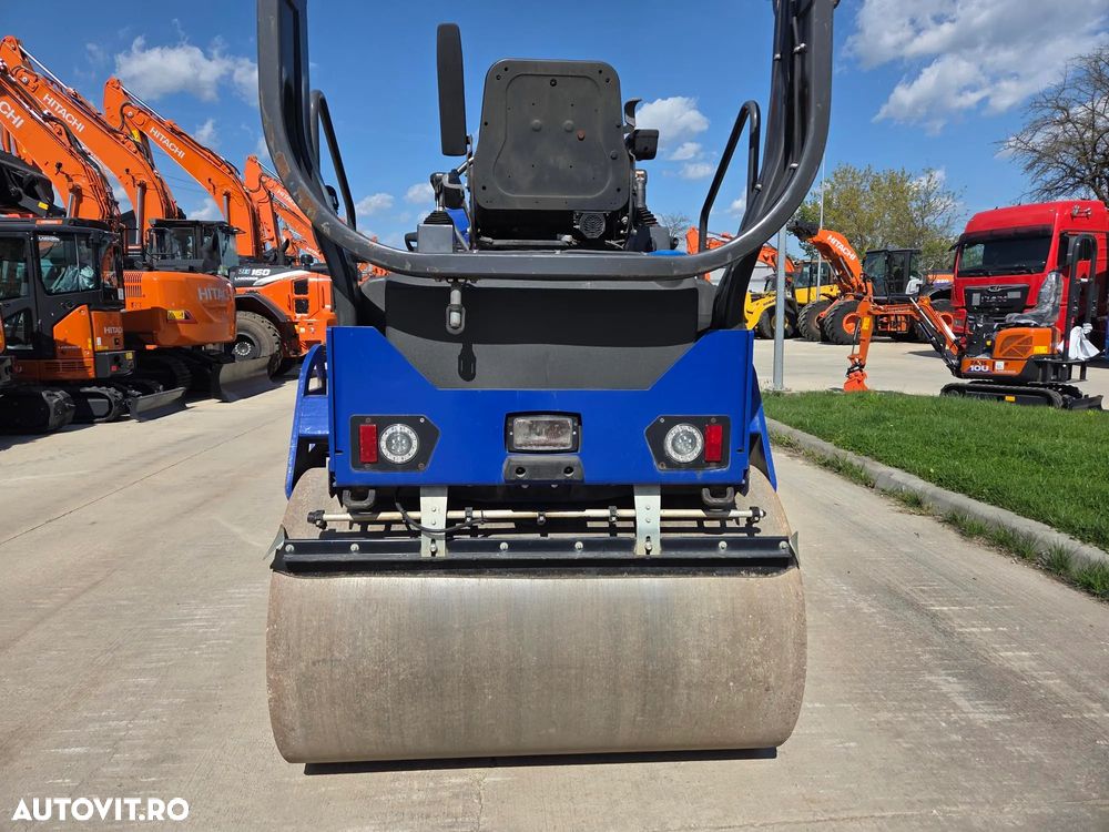 Ammann ARX45, 4,6tone, 2019, 1.444h, latime tambur 1,4m, motor Kubota 75CP, sistem stropire, sistem taiere asfalt, 2 joystickuri-FULL OPTION-posibilitate leasing 3 ani, rulat in Germania-STARE FOARTE BUNA-PROMOTIE 29.900 EUR+Tva - 3