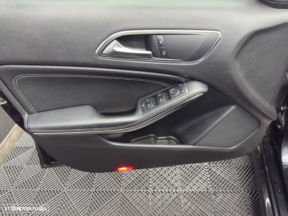 Mercedes-Benz A 180 d Progressive - 30