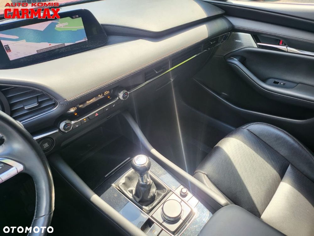 Mazda 3 SKYACTIV-D 1.8 - 24