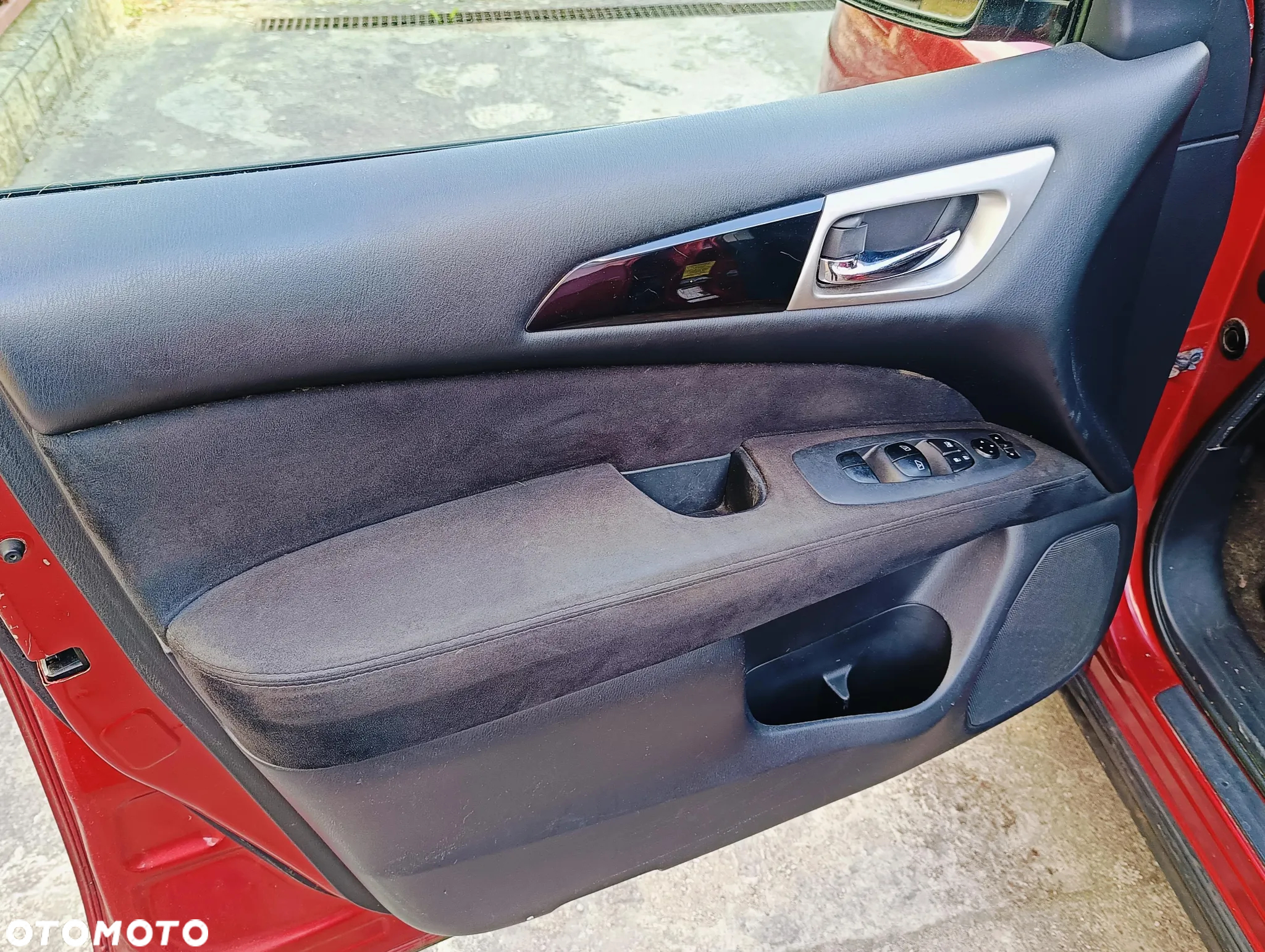 Nissan Pathfinder - 17