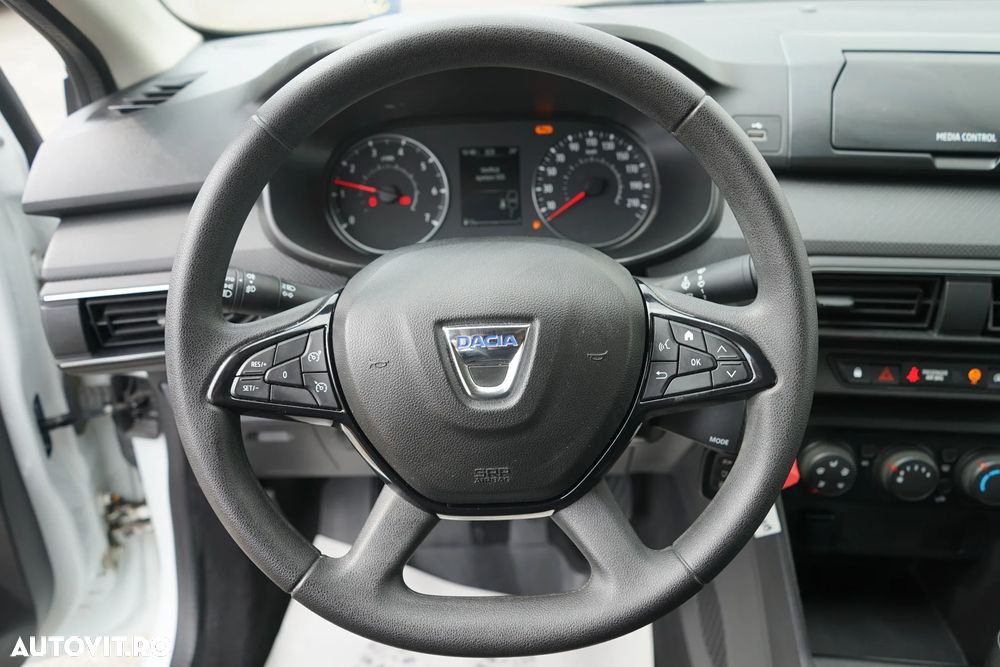 Dacia Logan - 13