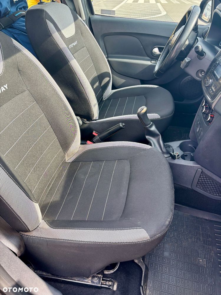 Dacia Sandero Stepway 0.9 TCe Laureate S&S - 13