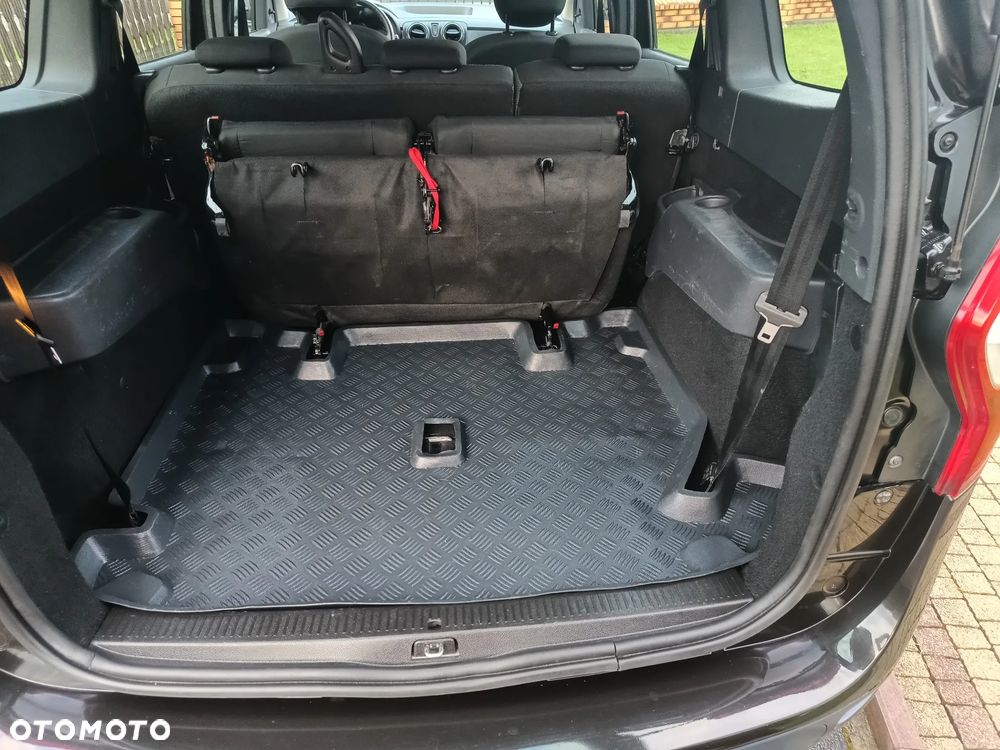 Dacia Lodgy 1.6 SCe Access S&S - 16