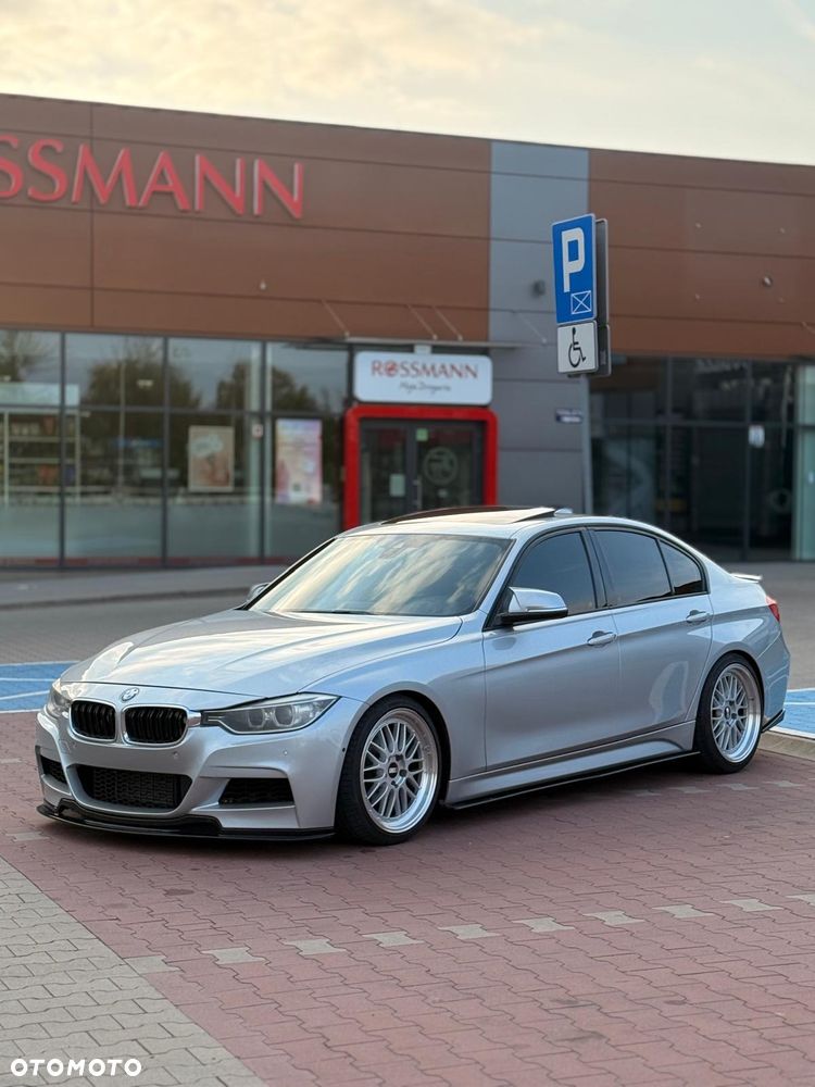 BMW Seria 3 328i Sport Line - 5