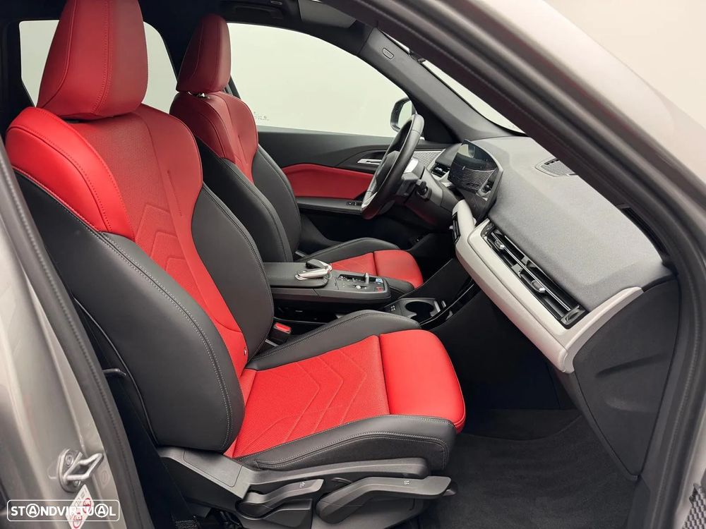 BMW iX1 xDrive30 - 11