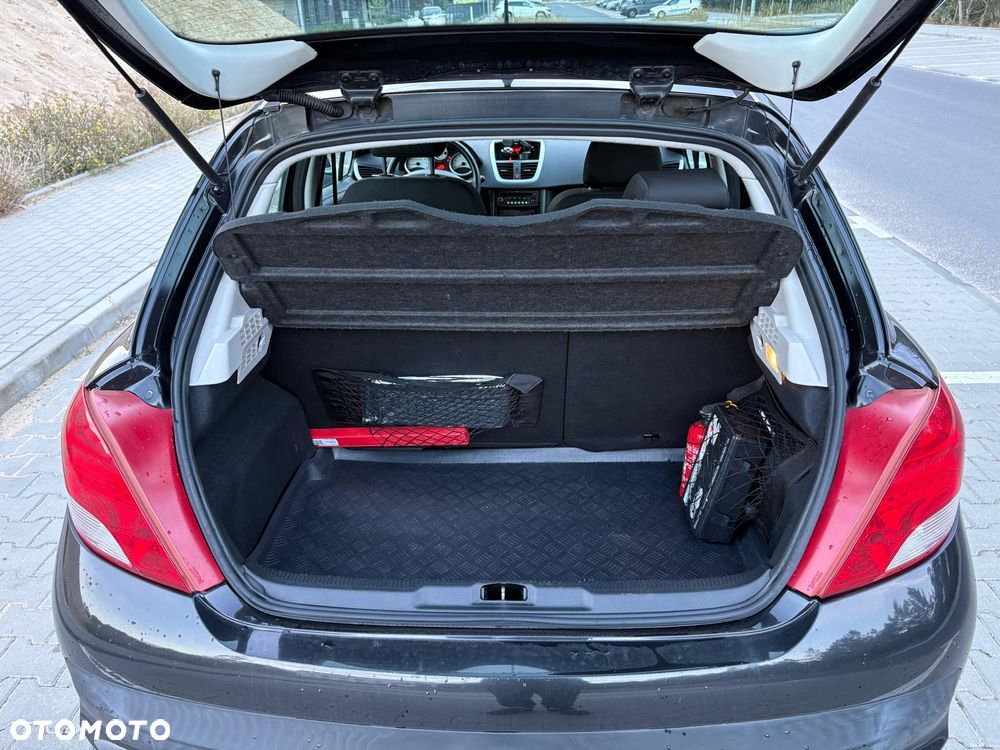 Peugeot 207 1.4 Trendy - 10
