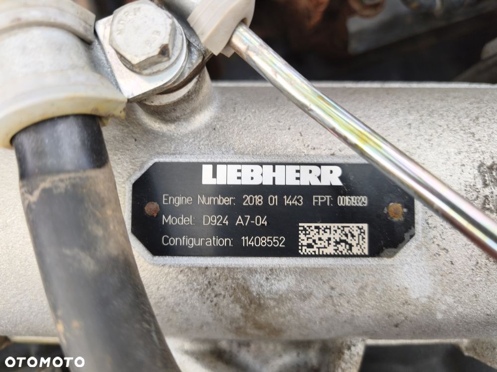 Liebherr A916 - 8
