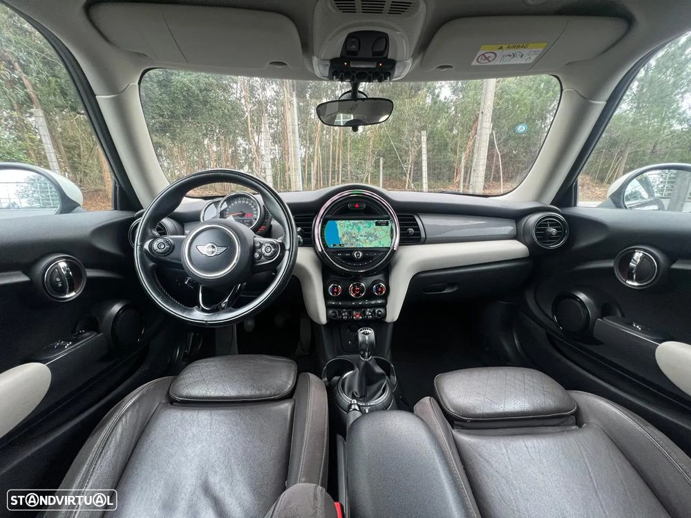 MINI 3 Portas Cooper D - 2