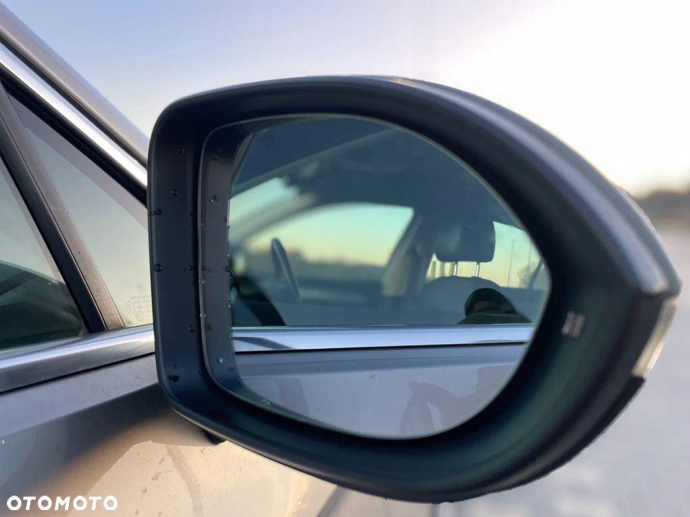 Volkswagen Passat 1.8 TSI BMT Highline - 14