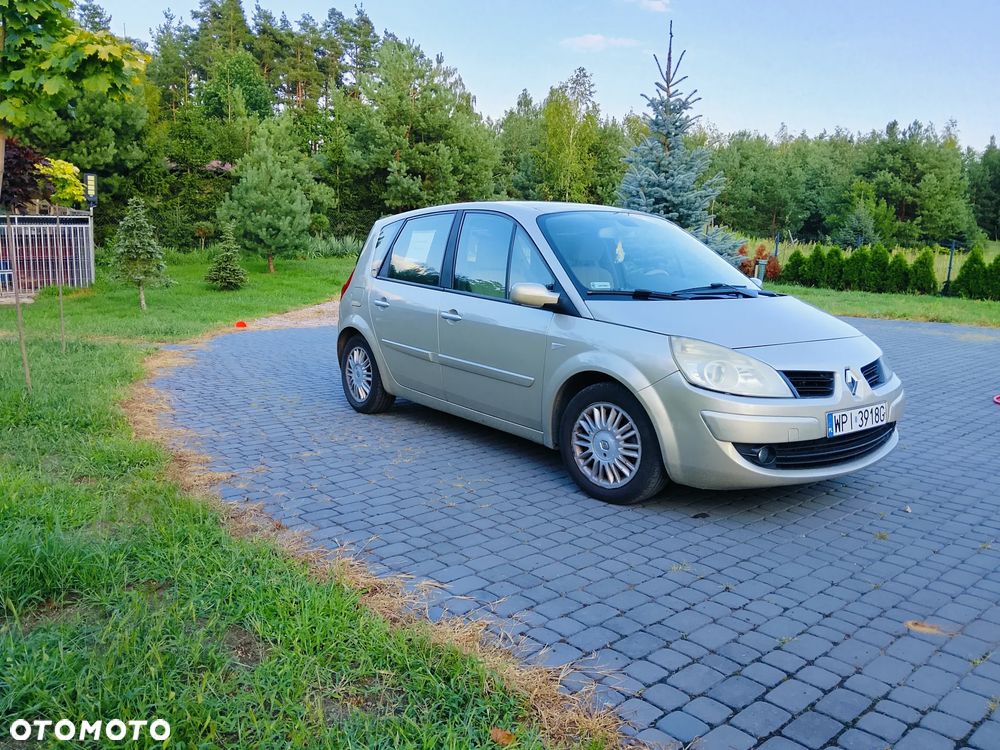 Renault Scenic - 21