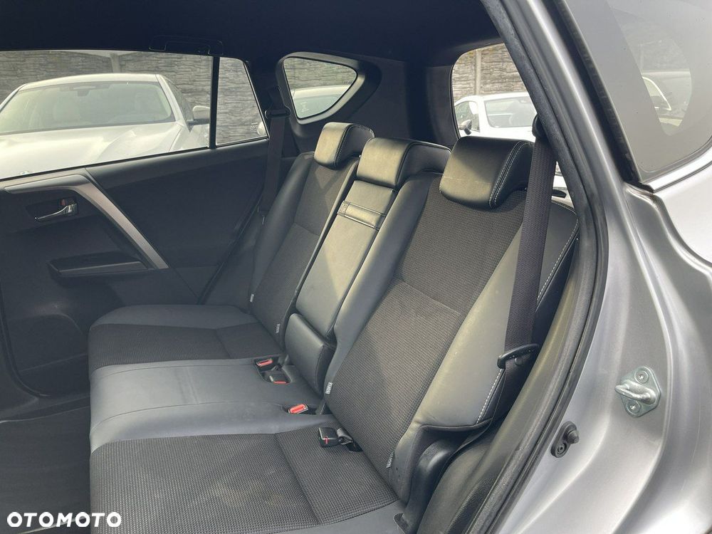 Toyota RAV4 Hybrid Style 4x4 - 15