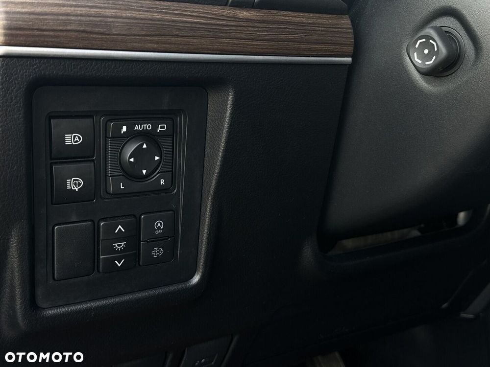 Toyota Land Cruiser LC 2.8 D-4D Invincible - 31