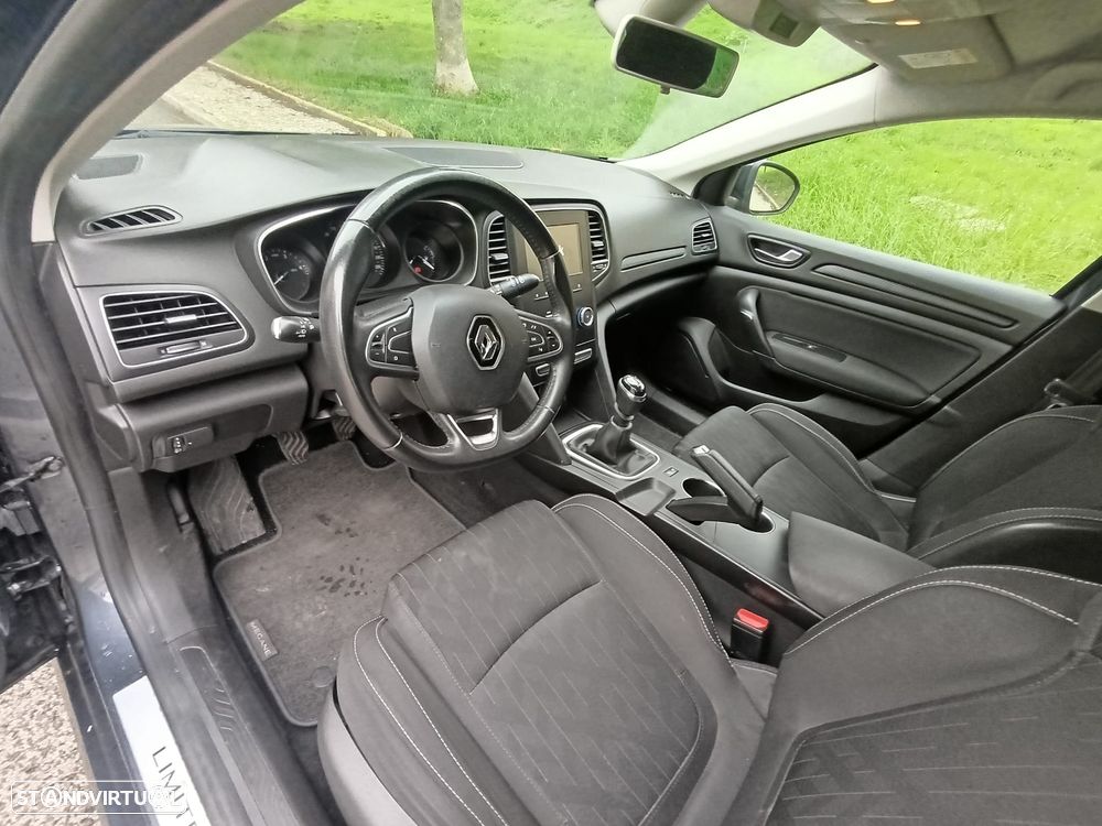 Renault Mégane Sport Tourer 1.5 Blue dCi Limited - 17