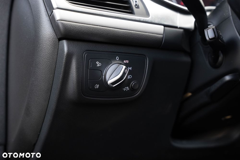 Audi A6 Avant 2.0 TDI Ultra S tronic - 18