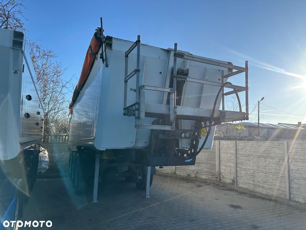 Schmitz Cargobull SKI 24 - 2