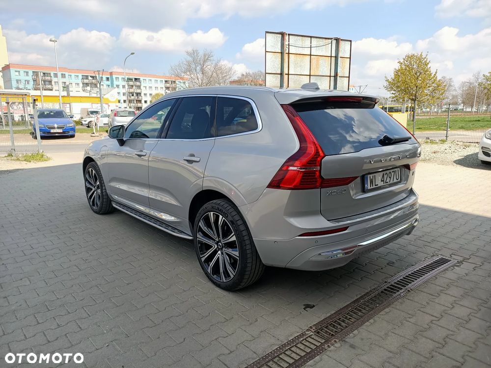 Volvo XC 60 T8 Plug-In Hybrid AWD Ultimate Bright - 3