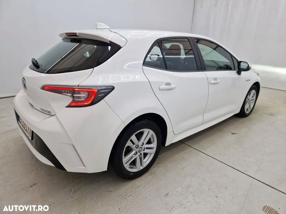 Toyota Corolla 1.8 HSD Dynamic - 3