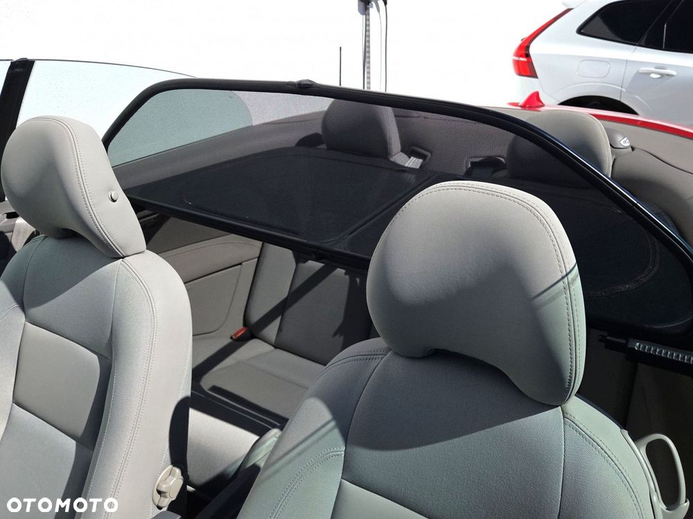 Volvo C70 - 30