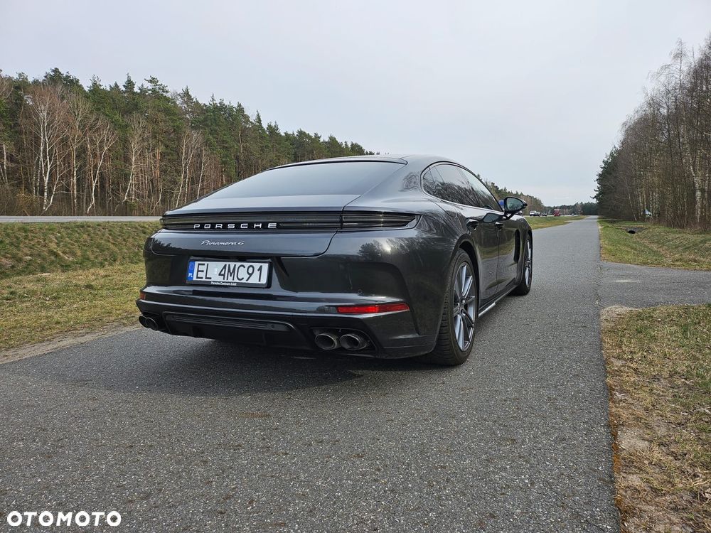 Porsche Panamera - 24
