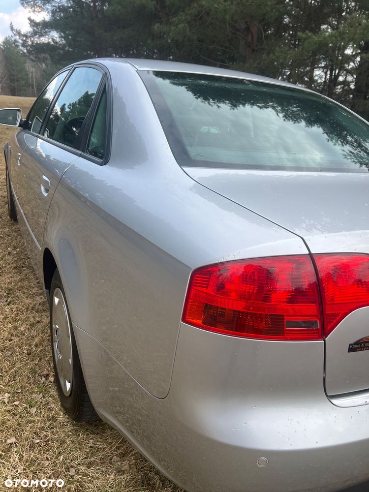 Audi A4 Limousine - 12