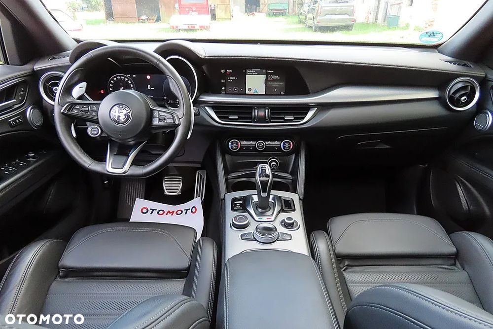 Alfa Romeo Stelvio 2.0 Turbo 16V AT8-Q4 Veloce - 40