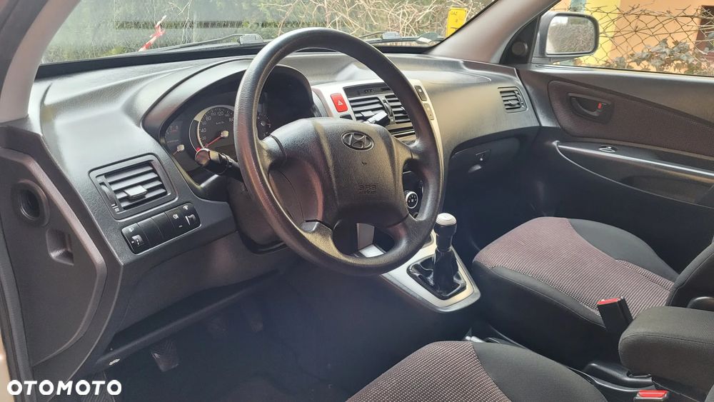 Hyundai Tucson 2.0 Comfort 2WD - 15