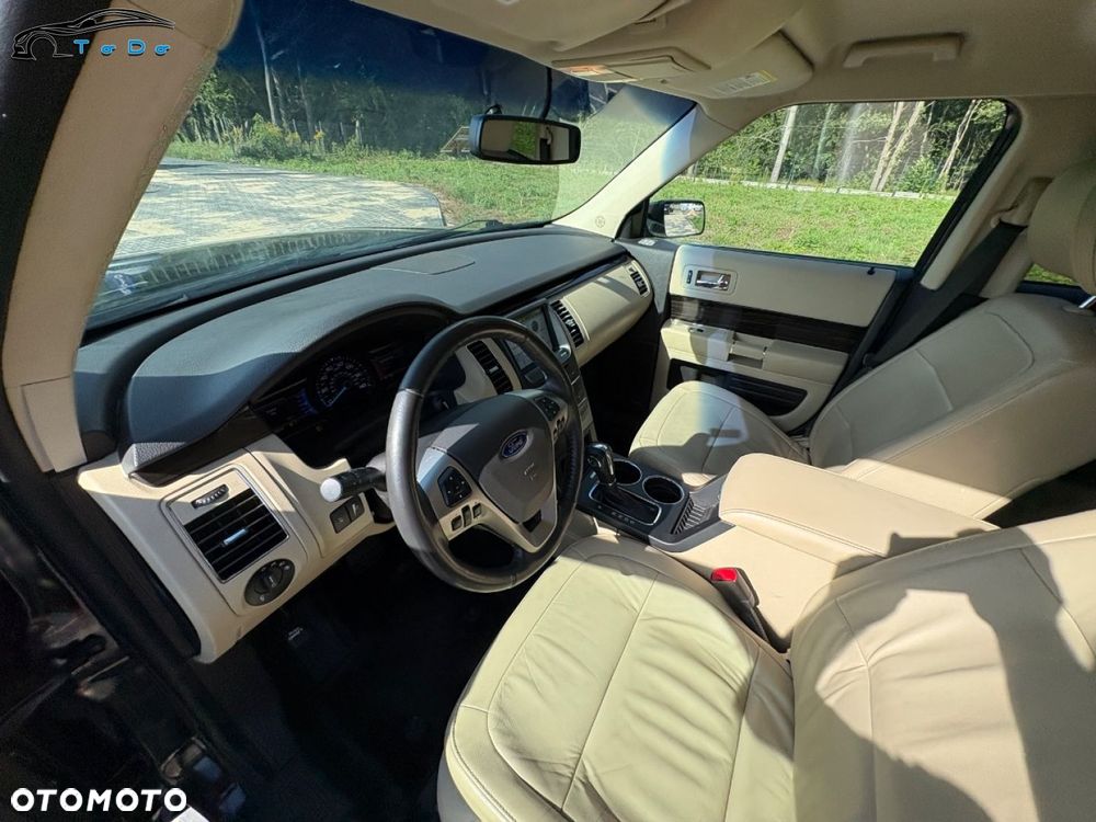 Ford Flex - 18