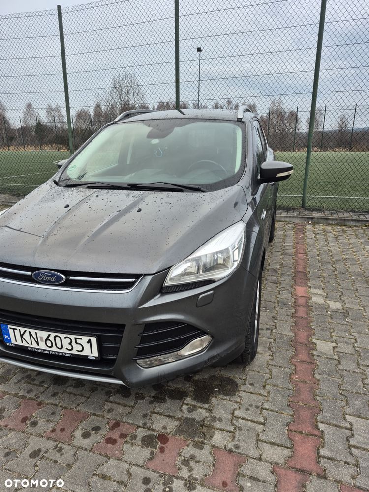 Ford Kuga 1.5 EcoBoost 2x4 Titanium - 6