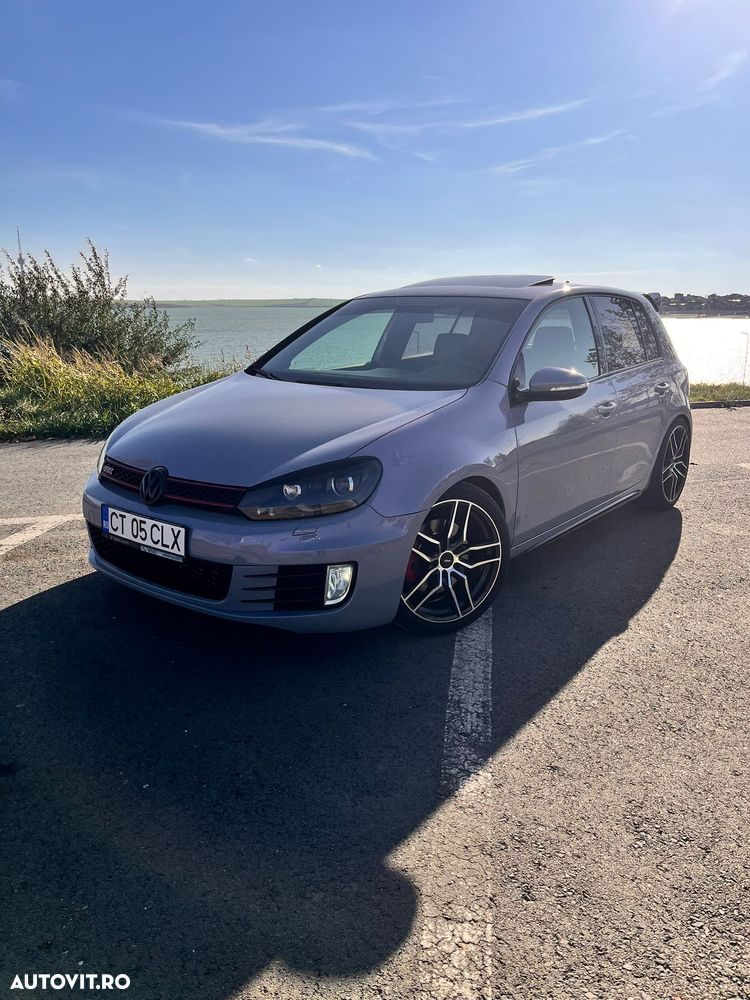 Volkswagen Golf 2.0 GTI - 4