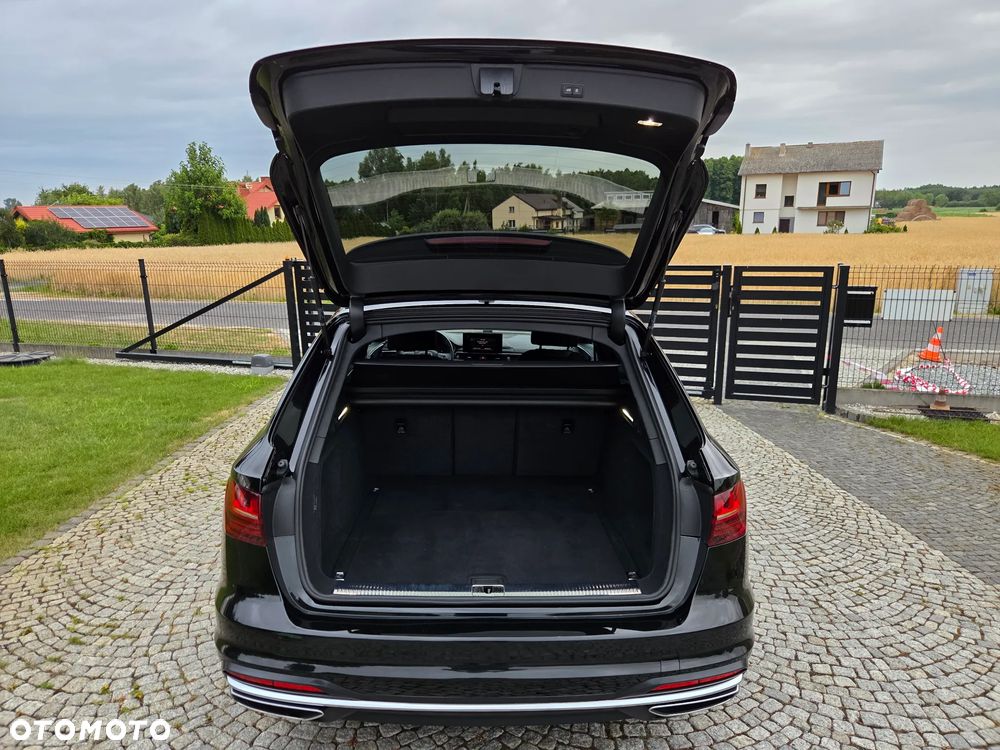 Audi A4 Avant 40 TDI quattro S tronic S line - 35