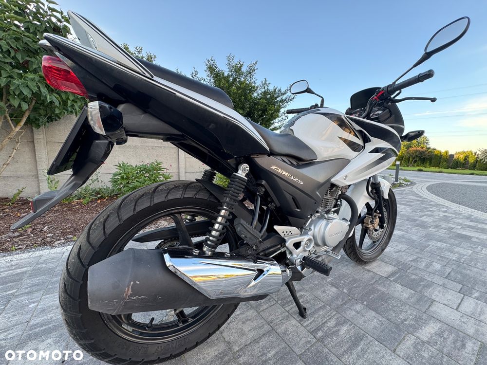 Honda CBF - 4