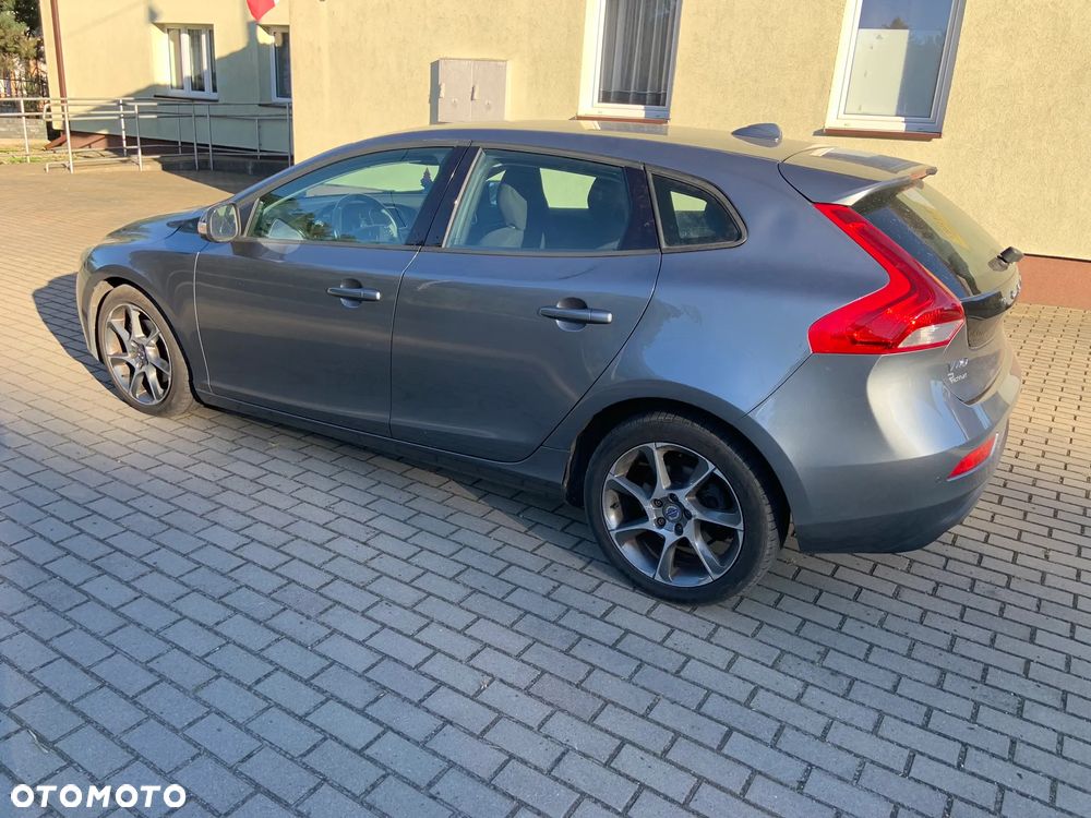 Volvo V40 D2 Kinetic - 3