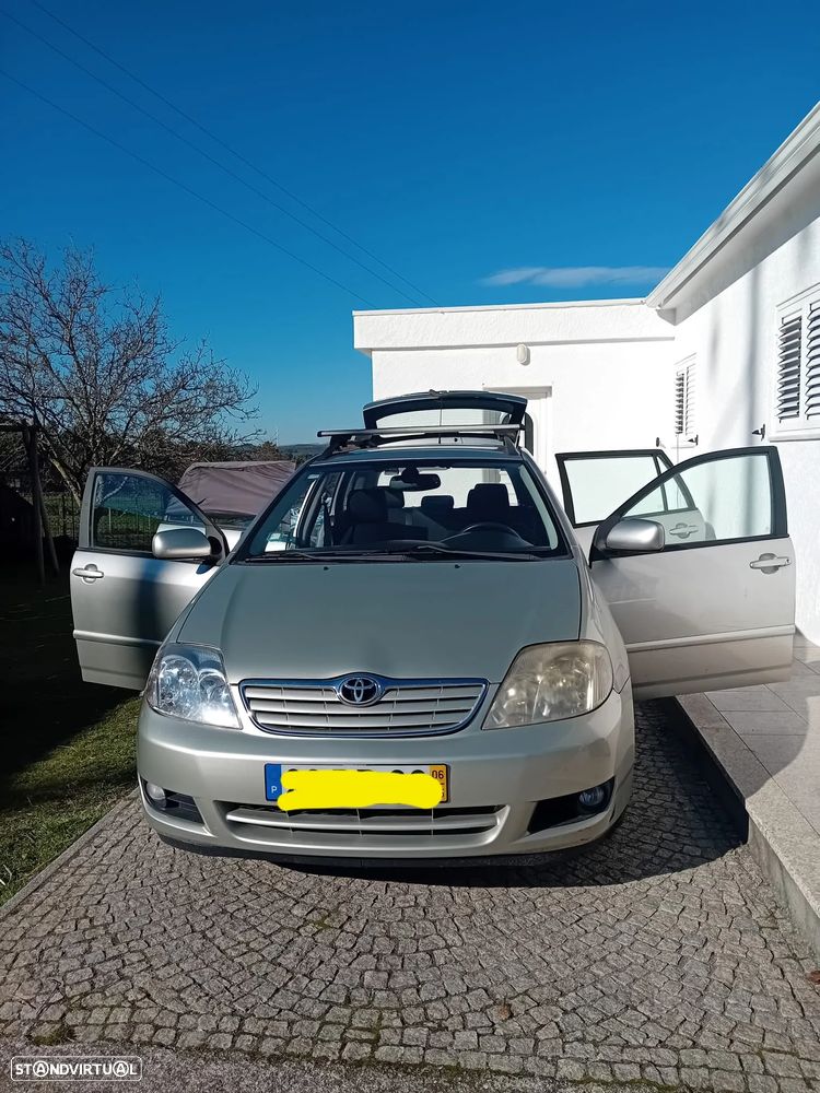 Toyota Corolla SW 1.4 D-4D Sol - 4