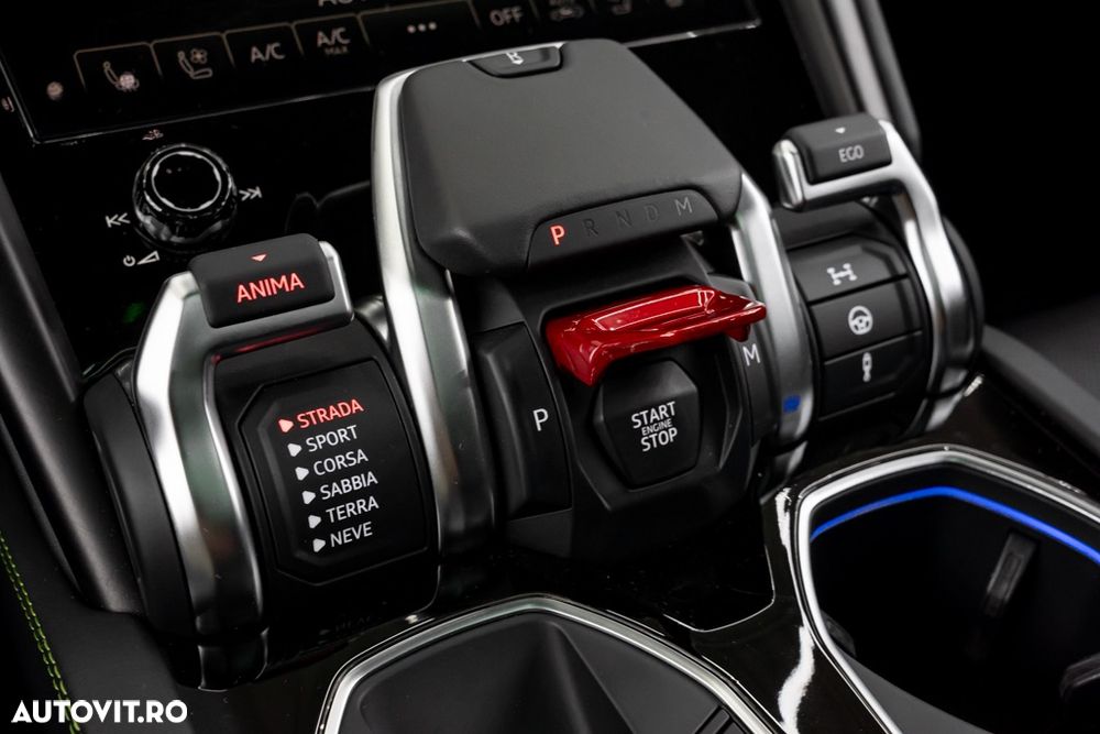 Lamborghini URUS Standard - 36