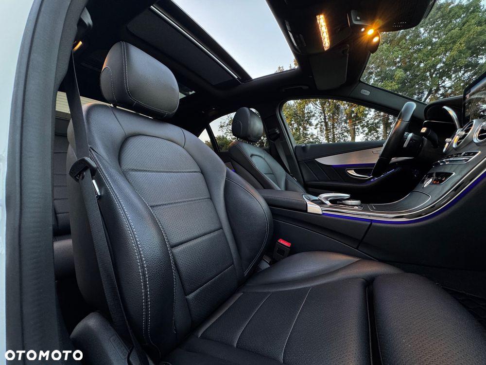 Mercedes-Benz Klasa C 220 d 4MATIC 9G-TRONIC - 19