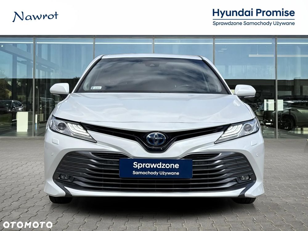 Toyota Camry 2.5 Hybrid Executive CVT - 8