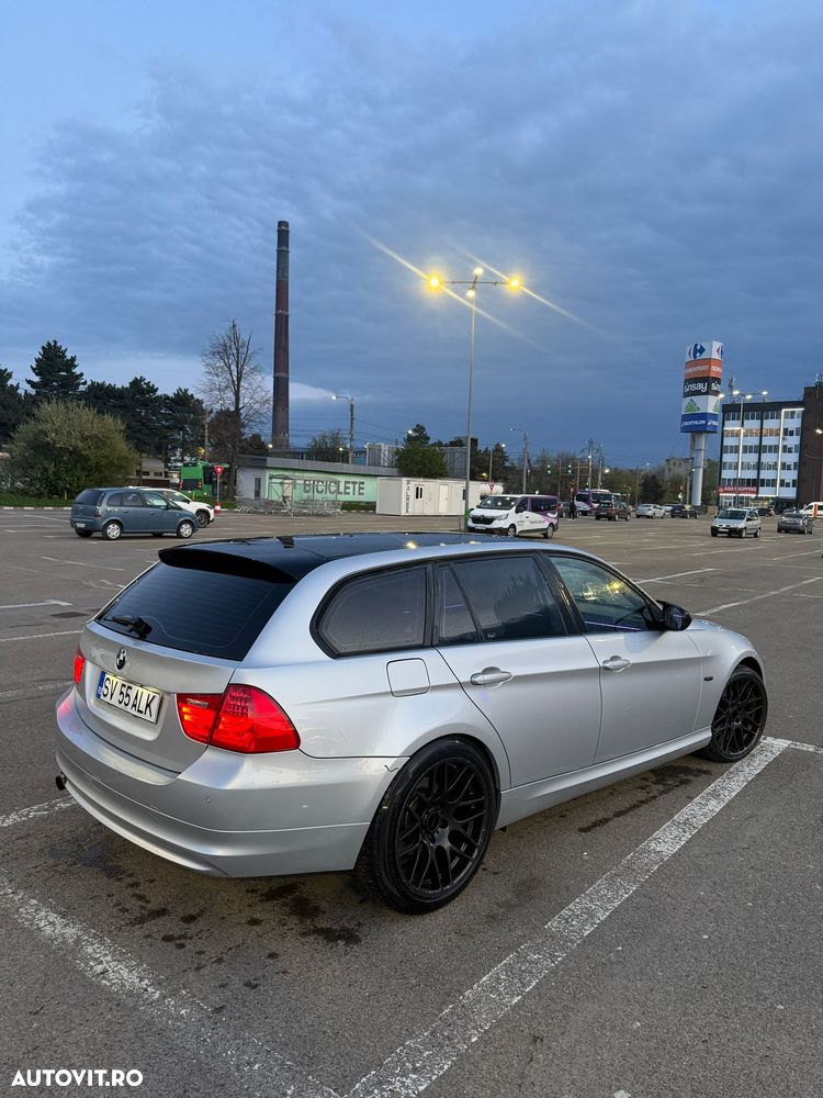 BMW Seria 3 318d DPF Aut. Edition Sport - 9