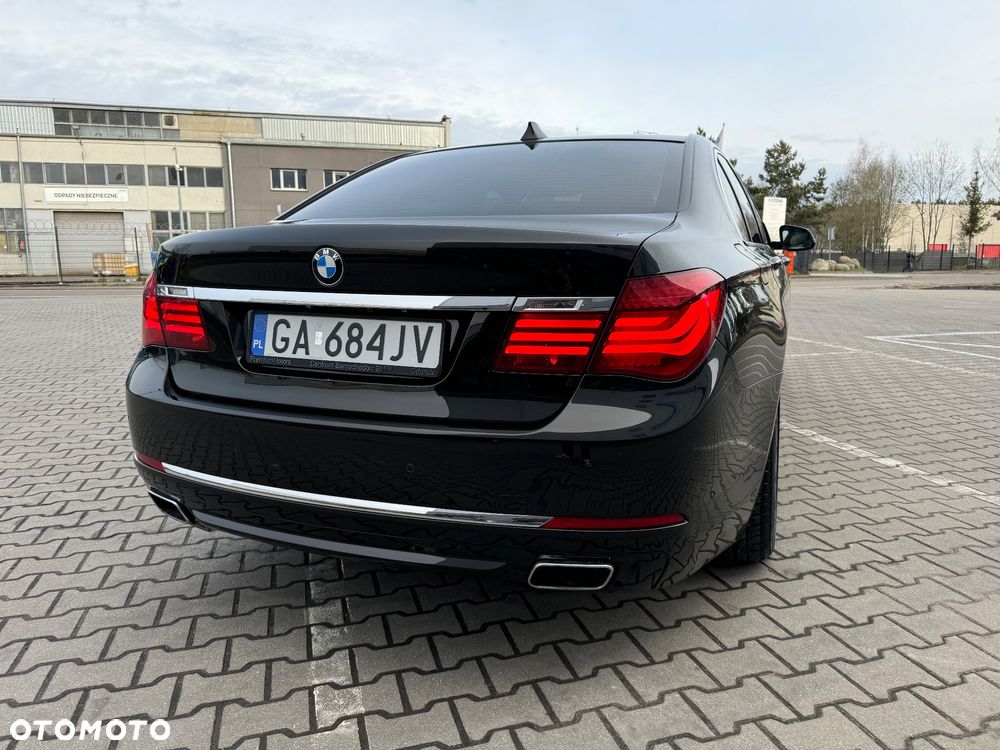 BMW Seria 7 740d xDrive - 21