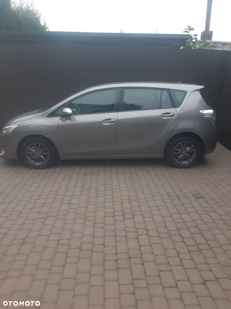 Toyota Verso 1.6 D-4D 7-Sitzer Start/Stop Life - 2