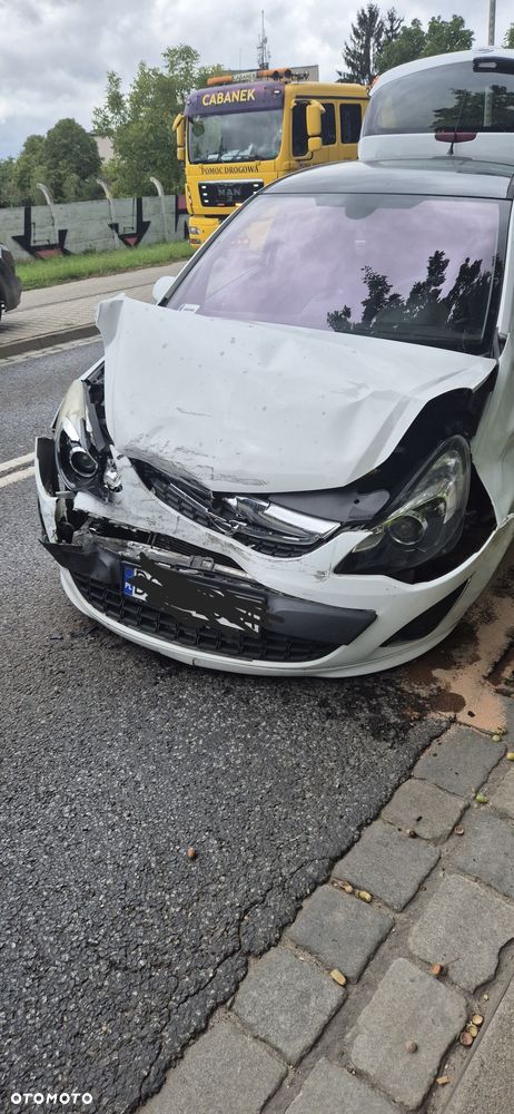 Opel Corsa - 2