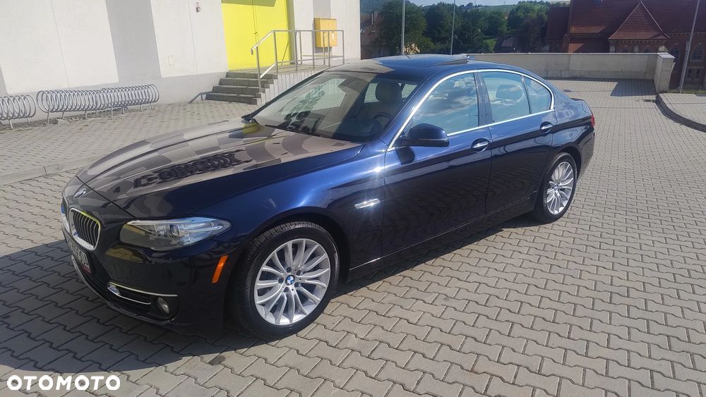 BMW Seria 5 528i xDrive Luxury Line - 17