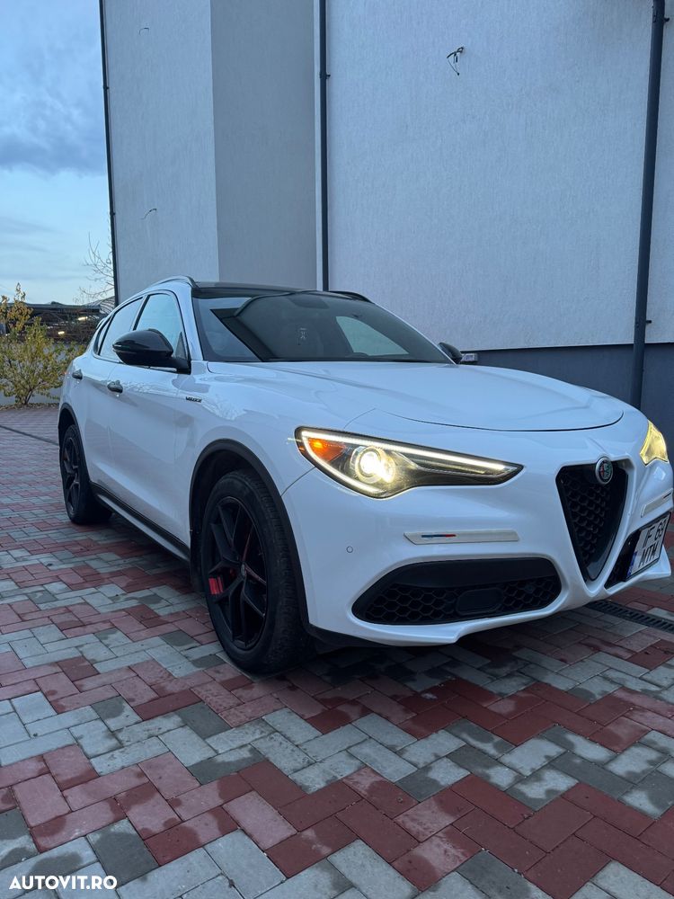 Alfa Romeo Stelvio 2.0 Turbo 16V AT8-Q4 Veloce - 2