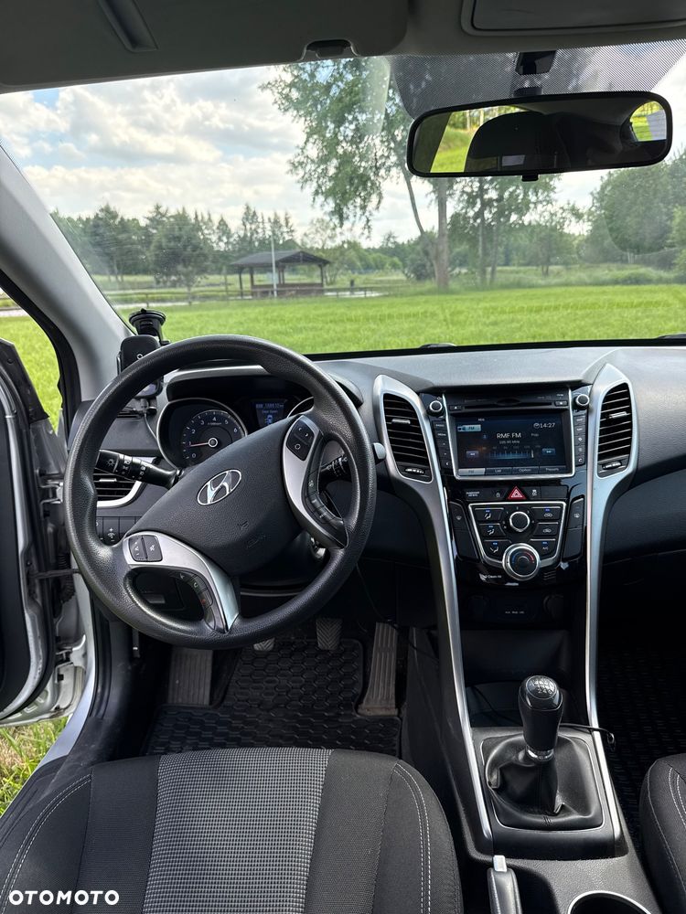Hyundai i30 1.4 Premium - 8