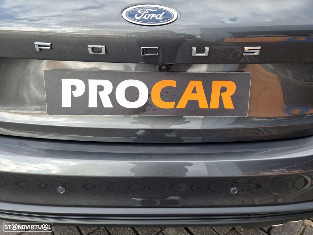 Ford Focus 1.0 EcoBoost MHEV ST-Line - 25