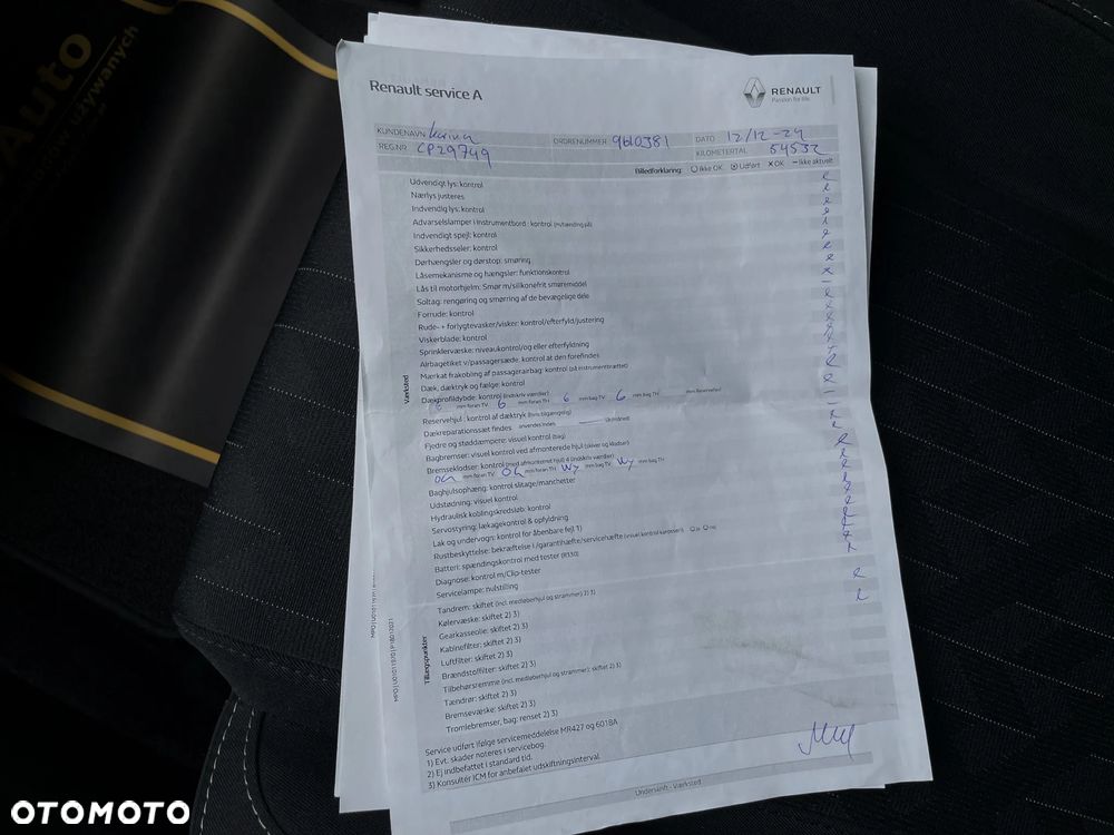 Renault Megane TCe 140 GPF LIMITED - 39