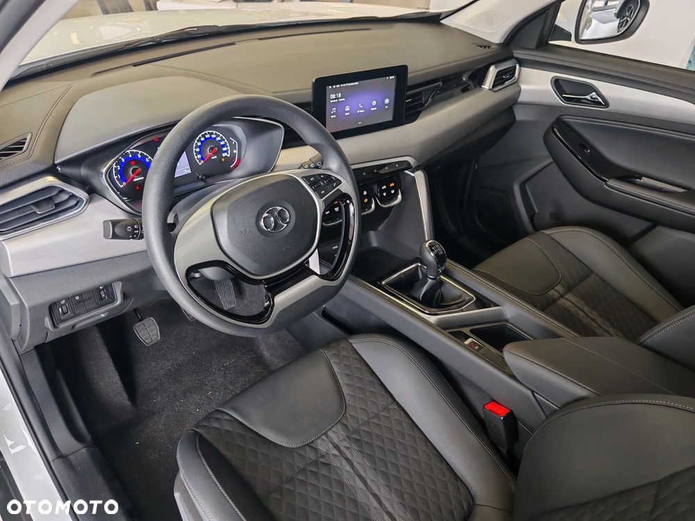 BAIC 3 1.5T Luxury - 12