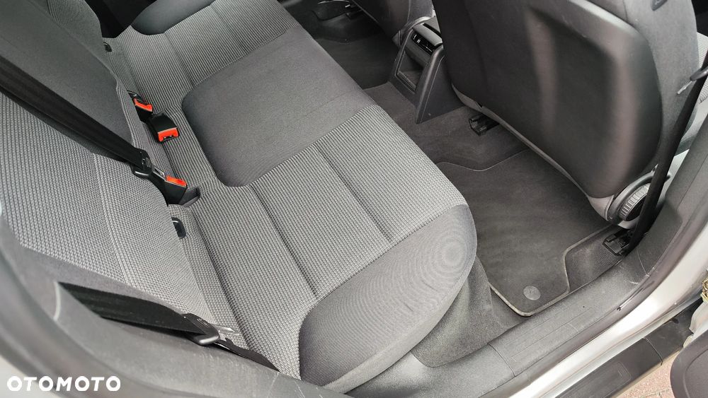 Audi A3 Sportback 1.6 Attraction - 25